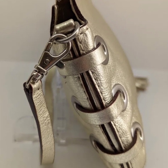 Michael Kors clutch bag. Very nice bag! Gold - Picture 7 of 16